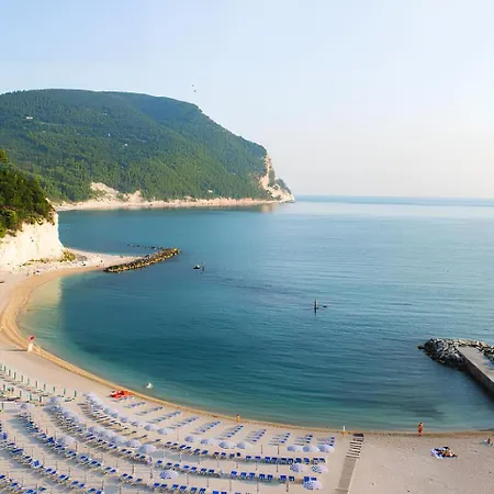 Con Giardino Coppo * 锡罗洛